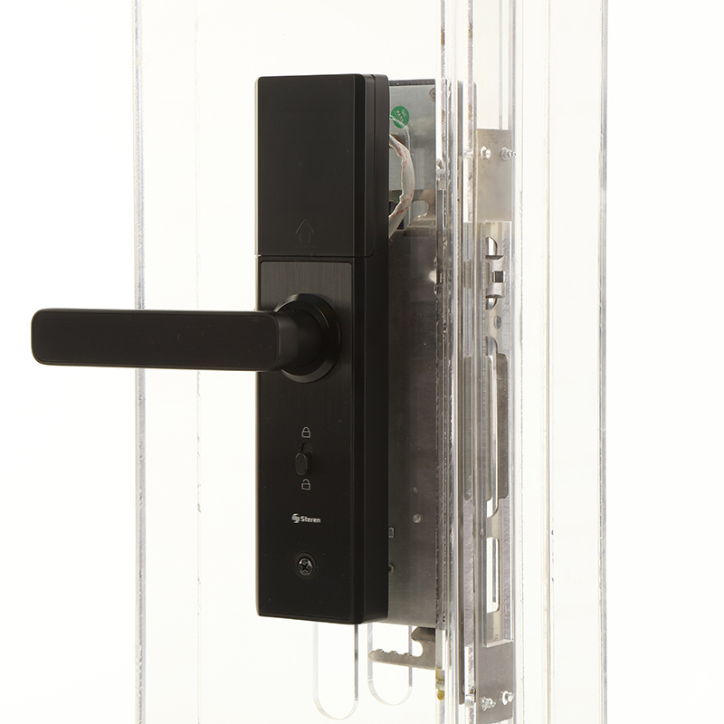 New Security Smart Door Lock，use fingerprint ,password,card to unlock